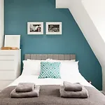 Soho Luxury Apartment