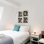 Soho Luxury Apartment